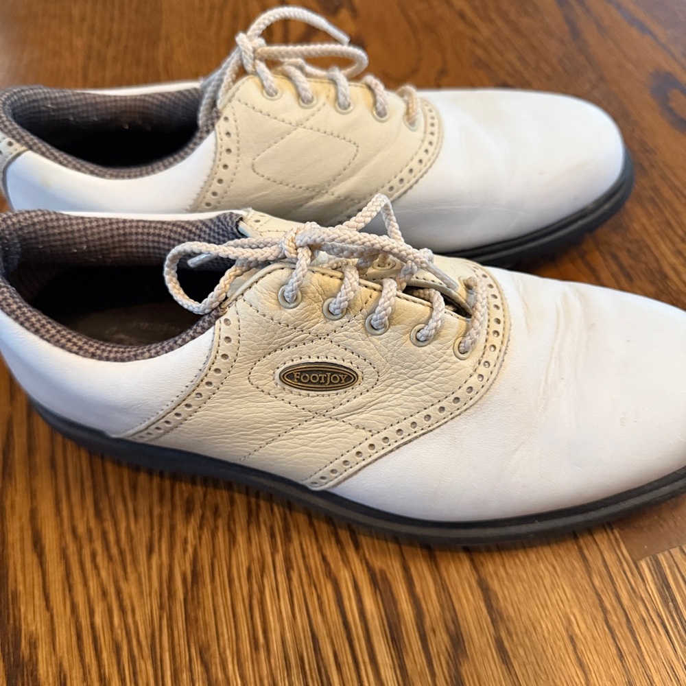 FootJoy White and Black Oxfords vintage classic  Golf womens shoe size 8